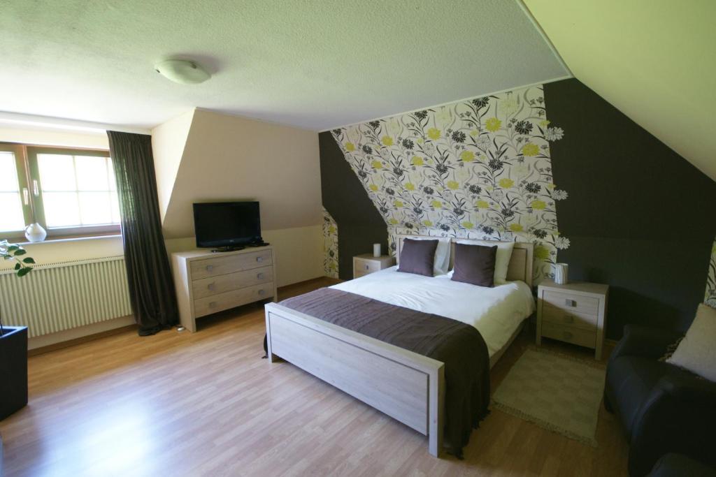 Landgasthof Em Lade Dahlem  Extérieur photo
